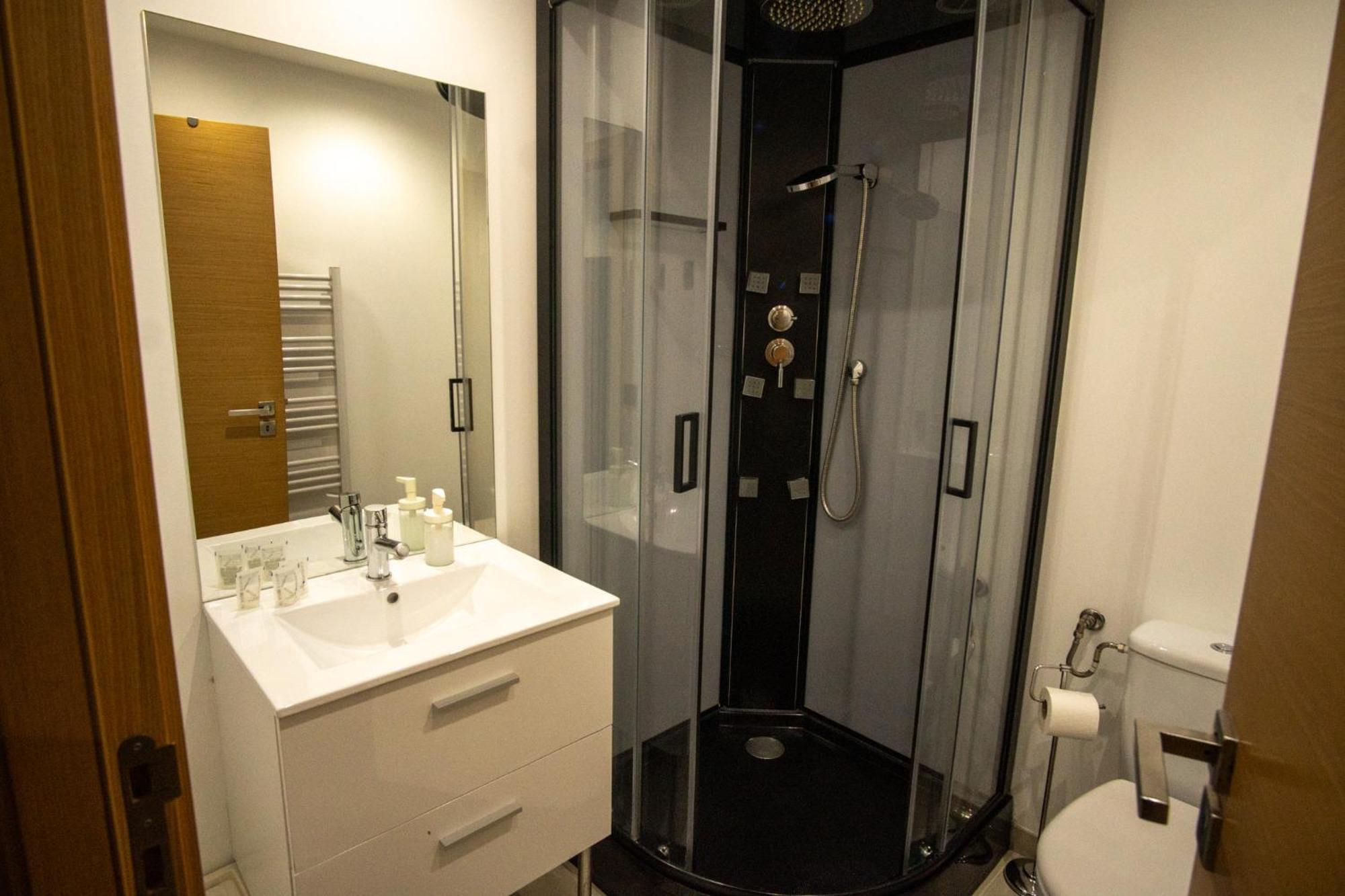 Appartement 1-4 Pers - Proche Paris, Cdg, Grand Paris Arena - A L'Ombre Du Pin "5" Le Pin  Exterior foto